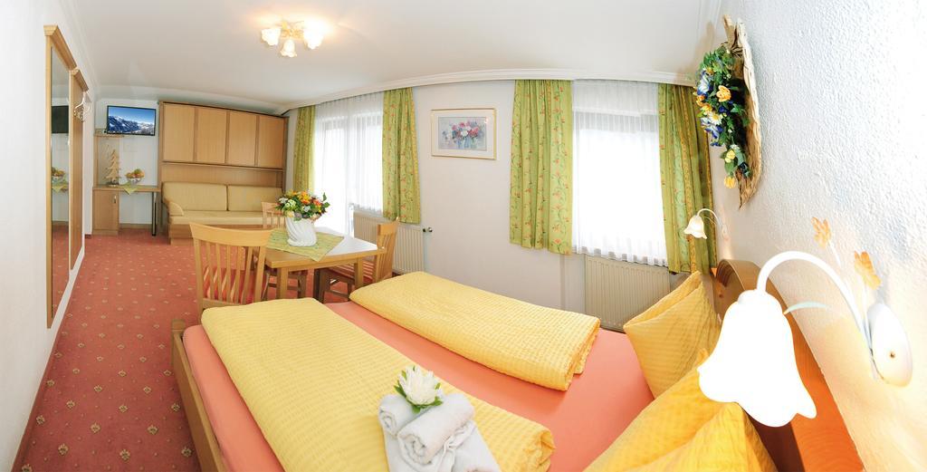 Pension Grafleiten Saalbach-Hinterglemm Quarto foto