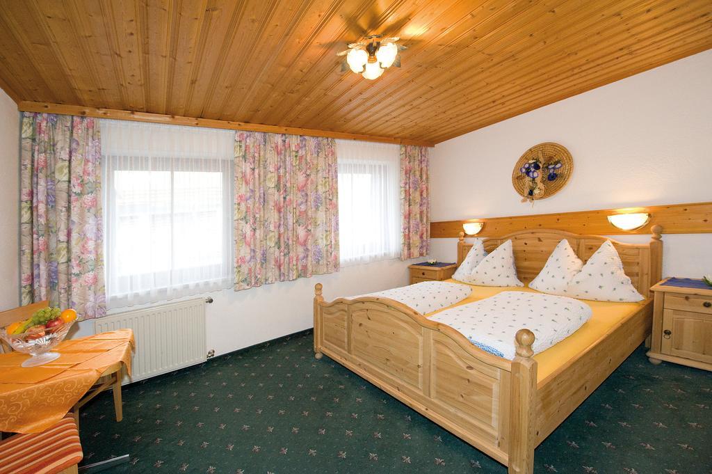 Pension Grafleiten Saalbach-Hinterglemm Quarto foto